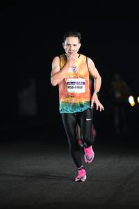 BIB: 40864
                            <button type="button" onclick="openModal(7379299)" class="btn btn-primary btn-sm float-right btn-popup" data-toggle="modal" data-target=".modal-high-quality">
                        <i class="fas fa-shopping-cart"></i> Add to Cart
                    </button>
                                            <button type="button" onclick="isThisMe(7379299, true)" class="btn btn-success btn-sm float-right btn-popup btn-isme hidden" data-toggle="tooltip" data-placement="bottom" title="นี่คือรูปของคุณใช่ไหม คลิกที่นี่เพื่อเอาเข้าอัลบั้ม">
                        <i class="fas fa-plus"></i> Add to album
                    </button>
                    <button type="button" onclick="isThisMe(7379299, false)" class="btn btn-warning btn-sm float-right btn-popup btn-isnotme hidden">
                        <i class="fas fa-ban"></i> Remove from album
                    </button>