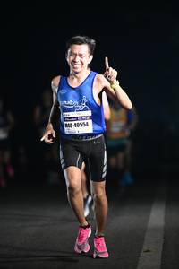 BIB: 40554
                            <button type="button" onclick="openModal(7379926)" class="btn btn-primary btn-sm float-right btn-popup" data-toggle="modal" data-target=".modal-high-quality">
                        <i class="fas fa-shopping-cart"></i> Add to Cart
                    </button>
                                            <button type="button" onclick="isThisMe(7379926, true)" class="btn btn-success btn-sm float-right btn-popup btn-isme hidden" data-toggle="tooltip" data-placement="bottom" title="นี่คือรูปของคุณใช่ไหม คลิกที่นี่เพื่อเอาเข้าอัลบั้ม">
                        <i class="fas fa-plus"></i> Add to album
                    </button>
                    <button type="button" onclick="isThisMe(7379926, false)" class="btn btn-warning btn-sm float-right btn-popup btn-isnotme hidden">
                        <i class="fas fa-ban"></i> Remove from album
                    </button>