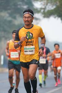 BIB: 26041
                            <button type="button" onclick="openModal(8280931)" class="btn btn-primary btn-sm float-right btn-popup" data-toggle="modal" data-target=".modal-high-quality">
                        <i class="fas fa-shopping-cart"></i> Add to Cart
                    </button>
                                            <button type="button" onclick="isThisMe(8280931, true)" class="btn btn-success btn-sm float-right btn-popup btn-isme hidden" data-toggle="tooltip" data-placement="bottom" title="นี่คือรูปของคุณใช่ไหม คลิกที่นี่เพื่อเอาเข้าอัลบั้ม">
                        <i class="fas fa-plus"></i> Add to album
                    </button>
                    <button type="button" onclick="isThisMe(8280931, false)" class="btn btn-warning btn-sm float-right btn-popup btn-isnotme hidden">
                        <i class="fas fa-ban"></i> Remove from album
                    </button>