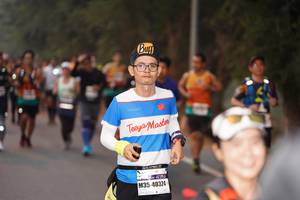BIB: 40324
                            <button type="button" onclick="openModal(9420235)" class="btn btn-primary btn-sm float-right btn-popup" data-toggle="modal" data-target=".modal-high-quality">
                        <i class="fas fa-shopping-cart"></i> Add to Cart
                    </button>
                                            <button type="button" onclick="isThisMe(9420235, true)" class="btn btn-success btn-sm float-right btn-popup btn-isme hidden" data-toggle="tooltip" data-placement="bottom" title="นี่คือรูปของคุณใช่ไหม คลิกที่นี่เพื่อเอาเข้าอัลบั้ม">
                        <i class="fas fa-plus"></i> Add to album
                    </button>
                    <button type="button" onclick="isThisMe(9420235, false)" class="btn btn-warning btn-sm float-right btn-popup btn-isnotme hidden">
                        <i class="fas fa-ban"></i> Remove from album
                    </button>