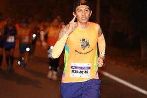 BIB: 121, 48146
                            <button type="button" onclick="openModal(9413492)" class="btn btn-primary btn-sm float-right btn-popup" data-toggle="modal" data-target=".modal-high-quality">
                        <i class="fas fa-shopping-cart"></i> Add to Cart
                    </button>
                                            <button type="button" onclick="isThisMe(9413492, true)" class="btn btn-success btn-sm float-right btn-popup btn-isme hidden" data-toggle="tooltip" data-placement="bottom" title="นี่คือรูปของคุณใช่ไหม คลิกที่นี่เพื่อเอาเข้าอัลบั้ม">
                        <i class="fas fa-plus"></i> Add to album
                    </button>
                    <button type="button" onclick="isThisMe(9413492, false)" class="btn btn-warning btn-sm float-right btn-popup btn-isnotme hidden">
                        <i class="fas fa-ban"></i> Remove from album
                    </button>
