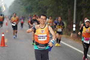 BIB: 46102
                            <button type="button" onclick="openModal(9422920)" class="btn btn-primary btn-sm float-right btn-popup" data-toggle="modal" data-target=".modal-high-quality">
                        <i class="fas fa-shopping-cart"></i> Add to Cart
                    </button>
                                            <button type="button" onclick="isThisMe(9422920, true)" class="btn btn-success btn-sm float-right btn-popup btn-isme hidden" data-toggle="tooltip" data-placement="bottom" title="นี่คือรูปของคุณใช่ไหม คลิกที่นี่เพื่อเอาเข้าอัลบั้ม">
                        <i class="fas fa-plus"></i> Add to album
                    </button>
                    <button type="button" onclick="isThisMe(9422920, false)" class="btn btn-warning btn-sm float-right btn-popup btn-isnotme hidden">
                        <i class="fas fa-ban"></i> Remove from album
                    </button>