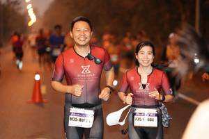 BIB: 004, 401
                            <button type="button" onclick="openModal(9414976)" class="btn btn-primary btn-sm float-right btn-popup" data-toggle="modal" data-target=".modal-high-quality">
                        <i class="fas fa-shopping-cart"></i> Add to Cart
                    </button>
                                            <button type="button" onclick="isThisMe(9414976, true)" class="btn btn-success btn-sm float-right btn-popup btn-isme hidden" data-toggle="tooltip" data-placement="bottom" title="นี่คือรูปของคุณใช่ไหม คลิกที่นี่เพื่อเอาเข้าอัลบั้ม">
                        <i class="fas fa-plus"></i> Add to album
                    </button>
                    <button type="button" onclick="isThisMe(9414976, false)" class="btn btn-warning btn-sm float-right btn-popup btn-isnotme hidden">
                        <i class="fas fa-ban"></i> Remove from album
                    </button>