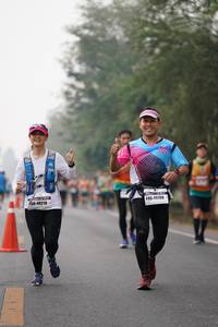 BIB: 4078, 40210
                            <button type="button" onclick="openModal(9420038)" class="btn btn-primary btn-sm float-right btn-popup" data-toggle="modal" data-target=".modal-high-quality">
                        <i class="fas fa-shopping-cart"></i> Add to Cart
                    </button>
                                            <button type="button" onclick="isThisMe(9420038, true)" class="btn btn-success btn-sm float-right btn-popup btn-isme hidden" data-toggle="tooltip" data-placement="bottom" title="นี่คือรูปของคุณใช่ไหม คลิกที่นี่เพื่อเอาเข้าอัลบั้ม">
                        <i class="fas fa-plus"></i> Add to album
                    </button>
                    <button type="button" onclick="isThisMe(9420038, false)" class="btn btn-warning btn-sm float-right btn-popup btn-isnotme hidden">
                        <i class="fas fa-ban"></i> Remove from album
                    </button>