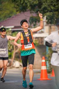 BIB: 41146, 4136
                            <button type="button" onclick="openModal(9409656)" class="btn btn-primary btn-sm float-right btn-popup" data-toggle="modal" data-target=".modal-high-quality">
                        <i class="fas fa-shopping-cart"></i> Add to Cart
                    </button>
                                            <button type="button" onclick="isThisMe(9409656, true)" class="btn btn-success btn-sm float-right btn-popup btn-isme hidden" data-toggle="tooltip" data-placement="bottom" title="นี่คือรูปของคุณใช่ไหม คลิกที่นี่เพื่อเอาเข้าอัลบั้ม">
                        <i class="fas fa-plus"></i> Add to album
                    </button>
                    <button type="button" onclick="isThisMe(9409656, false)" class="btn btn-warning btn-sm float-right btn-popup btn-isnotme hidden">
                        <i class="fas fa-ban"></i> Remove from album
                    </button>