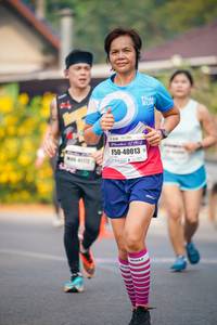 BIB: 40013
                            <button type="button" onclick="openModal(9401916)" class="btn btn-primary btn-sm float-right btn-popup" data-toggle="modal" data-target=".modal-high-quality">
                        <i class="fas fa-shopping-cart"></i> Add to Cart
                    </button>
                                            <button type="button" onclick="isThisMe(9401916, true)" class="btn btn-success btn-sm float-right btn-popup btn-isme hidden" data-toggle="tooltip" data-placement="bottom" title="นี่คือรูปของคุณใช่ไหม คลิกที่นี่เพื่อเอาเข้าอัลบั้ม">
                        <i class="fas fa-plus"></i> Add to album
                    </button>
                    <button type="button" onclick="isThisMe(9401916, false)" class="btn btn-warning btn-sm float-right btn-popup btn-isnotme hidden">
                        <i class="fas fa-ban"></i> Remove from album
                    </button>