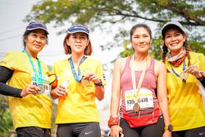 BIB: 6470
                            <button type="button" onclick="openModal(9460421)" class="btn btn-primary btn-sm float-right btn-popup" data-toggle="modal" data-target=".modal-high-quality">
                        <i class="fas fa-shopping-cart"></i> Add to Cart
                    </button>
                                            <button type="button" onclick="isThisMe(9460421, true)" class="btn btn-success btn-sm float-right btn-popup btn-isme hidden" data-toggle="tooltip" data-placement="bottom" title="นี่คือรูปของคุณใช่ไหม คลิกที่นี่เพื่อเอาเข้าอัลบั้ม">
                        <i class="fas fa-plus"></i> Add to album
                    </button>
                    <button type="button" onclick="isThisMe(9460421, false)" class="btn btn-warning btn-sm float-right btn-popup btn-isnotme hidden">
                        <i class="fas fa-ban"></i> Remove from album
                    </button>