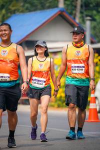 BIB: 42940, 41194, 40264
                            <button type="button" onclick="openModal(9581128)" class="btn btn-primary btn-sm float-right btn-popup" data-toggle="modal" data-target=".modal-high-quality">
                        <i class="fas fa-shopping-cart"></i> Add to Cart
                    </button>
                                            <button type="button" onclick="isThisMe(9581128, true)" class="btn btn-success btn-sm float-right btn-popup btn-isme hidden" data-toggle="tooltip" data-placement="bottom" title="นี่คือรูปของคุณใช่ไหม คลิกที่นี่เพื่อเอาเข้าอัลบั้ม">
                        <i class="fas fa-plus"></i> Add to album
                    </button>
                    <button type="button" onclick="isThisMe(9581128, false)" class="btn btn-warning btn-sm float-right btn-popup btn-isnotme hidden">
                        <i class="fas fa-ban"></i> Remove from album
                    </button>