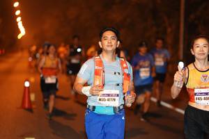 BIB: 400, 47779
                            <button type="button" onclick="openModal(8718629)" class="btn btn-primary btn-sm float-right btn-popup" data-toggle="modal" data-target=".modal-high-quality">
                        <i class="fas fa-shopping-cart"></i> Add to Cart
                    </button>
                                            <button type="button" onclick="isThisMe(8718629, true)" class="btn btn-success btn-sm float-right btn-popup btn-isme hidden" data-toggle="tooltip" data-placement="bottom" title="นี่คือรูปของคุณใช่ไหม คลิกที่นี่เพื่อเอาเข้าอัลบั้ม">
                        <i class="fas fa-plus"></i> Add to album
                    </button>
                    <button type="button" onclick="isThisMe(8718629, false)" class="btn btn-warning btn-sm float-right btn-popup btn-isnotme hidden">
                        <i class="fas fa-ban"></i> Remove from album
                    </button>