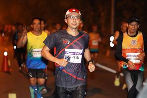 BIB: 42194
                            <button type="button" onclick="openModal(8669083)" class="btn btn-primary btn-sm float-right btn-popup" data-toggle="modal" data-target=".modal-high-quality">
                        <i class="fas fa-shopping-cart"></i> Add to Cart
                    </button>
                                            <button type="button" onclick="isThisMe(8669083, true)" class="btn btn-success btn-sm float-right btn-popup btn-isme hidden" data-toggle="tooltip" data-placement="bottom" title="นี่คือรูปของคุณใช่ไหม คลิกที่นี่เพื่อเอาเข้าอัลบั้ม">
                        <i class="fas fa-plus"></i> Add to album
                    </button>
                    <button type="button" onclick="isThisMe(8669083, false)" class="btn btn-warning btn-sm float-right btn-popup btn-isnotme hidden">
                        <i class="fas fa-ban"></i> Remove from album
                    </button>