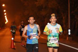 BIB: 4028, 45411
                            <button type="button" onclick="openModal(7654199)" class="btn btn-primary btn-sm float-right btn-popup" data-toggle="modal" data-target=".modal-high-quality">
                        <i class="fas fa-shopping-cart"></i> Add to Cart
                    </button>
                                            <button type="button" onclick="isThisMe(7654199, true)" class="btn btn-success btn-sm float-right btn-popup btn-isme hidden" data-toggle="tooltip" data-placement="bottom" title="นี่คือรูปของคุณใช่ไหม คลิกที่นี่เพื่อเอาเข้าอัลบั้ม">
                        <i class="fas fa-plus"></i> Add to album
                    </button>
                    <button type="button" onclick="isThisMe(7654199, false)" class="btn btn-warning btn-sm float-right btn-popup btn-isnotme hidden">
                        <i class="fas fa-ban"></i> Remove from album
                    </button>
