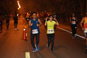BIB: 0525
                            <button type="button" onclick="openModal(8729038)" class="btn btn-primary btn-sm float-right btn-popup" data-toggle="modal" data-target=".modal-high-quality">
                        <i class="fas fa-shopping-cart"></i> Add to Cart
                    </button>
                                            <button type="button" onclick="isThisMe(8729038, true)" class="btn btn-success btn-sm float-right btn-popup btn-isme hidden" data-toggle="tooltip" data-placement="bottom" title="นี่คือรูปของคุณใช่ไหม คลิกที่นี่เพื่อเอาเข้าอัลบั้ม">
                        <i class="fas fa-plus"></i> Add to album
                    </button>
                    <button type="button" onclick="isThisMe(8729038, false)" class="btn btn-warning btn-sm float-right btn-popup btn-isnotme hidden">
                        <i class="fas fa-ban"></i> Remove from album
                    </button>