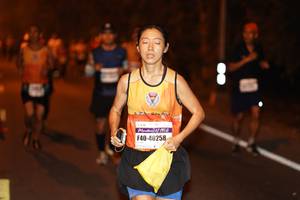 BIB: 1212, 40258
                            <button type="button" onclick="openModal(8680843)" class="btn btn-primary btn-sm float-right btn-popup" data-toggle="modal" data-target=".modal-high-quality">
                        <i class="fas fa-shopping-cart"></i> Add to Cart
                    </button>
                                            <button type="button" onclick="isThisMe(8680843, true)" class="btn btn-success btn-sm float-right btn-popup btn-isme hidden" data-toggle="tooltip" data-placement="bottom" title="นี่คือรูปของคุณใช่ไหม คลิกที่นี่เพื่อเอาเข้าอัลบั้ม">
                        <i class="fas fa-plus"></i> Add to album
                    </button>
                    <button type="button" onclick="isThisMe(8680843, false)" class="btn btn-warning btn-sm float-right btn-popup btn-isnotme hidden">
                        <i class="fas fa-ban"></i> Remove from album
                    </button>