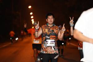 BIB: 46118
                            <button type="button" onclick="openModal(8672882)" class="btn btn-primary btn-sm float-right btn-popup" data-toggle="modal" data-target=".modal-high-quality">
                        <i class="fas fa-shopping-cart"></i> Add to Cart
                    </button>
                                            <button type="button" onclick="isThisMe(8672882, true)" class="btn btn-success btn-sm float-right btn-popup btn-isme hidden" data-toggle="tooltip" data-placement="bottom" title="นี่คือรูปของคุณใช่ไหม คลิกที่นี่เพื่อเอาเข้าอัลบั้ม">
                        <i class="fas fa-plus"></i> Add to album
                    </button>
                    <button type="button" onclick="isThisMe(8672882, false)" class="btn btn-warning btn-sm float-right btn-popup btn-isnotme hidden">
                        <i class="fas fa-ban"></i> Remove from album
                    </button>