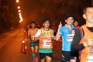 BIB: 480, 45984
                            <button type="button" onclick="openModal(8717966)" class="btn btn-primary btn-sm float-right btn-popup" data-toggle="modal" data-target=".modal-high-quality">
                        <i class="fas fa-shopping-cart"></i> Add to Cart
                    </button>
                                            <button type="button" onclick="isThisMe(8717966, true)" class="btn btn-success btn-sm float-right btn-popup btn-isme hidden" data-toggle="tooltip" data-placement="bottom" title="นี่คือรูปของคุณใช่ไหม คลิกที่นี่เพื่อเอาเข้าอัลบั้ม">
                        <i class="fas fa-plus"></i> Add to album
                    </button>
                    <button type="button" onclick="isThisMe(8717966, false)" class="btn btn-warning btn-sm float-right btn-popup btn-isnotme hidden">
                        <i class="fas fa-ban"></i> Remove from album
                    </button>