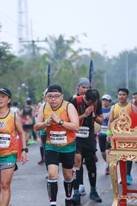 BIB: 42106, 42052, 5277
                            <button type="button" onclick="openModal(7357392)" class="btn btn-primary btn-sm float-right btn-popup" data-toggle="modal" data-target=".modal-high-quality">
                        <i class="fas fa-shopping-cart"></i> Add to Cart
                    </button>
                                            <button type="button" onclick="isThisMe(7357392, true)" class="btn btn-success btn-sm float-right btn-popup btn-isme hidden" data-toggle="tooltip" data-placement="bottom" title="นี่คือรูปของคุณใช่ไหม คลิกที่นี่เพื่อเอาเข้าอัลบั้ม">
                        <i class="fas fa-plus"></i> Add to album
                    </button>
                    <button type="button" onclick="isThisMe(7357392, false)" class="btn btn-warning btn-sm float-right btn-popup btn-isnotme hidden">
                        <i class="fas fa-ban"></i> Remove from album
                    </button>