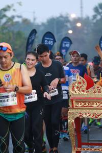 BIB: 545, 140, 45663, 40826
                            <button type="button" onclick="openModal(7354287)" class="btn btn-primary btn-sm float-right btn-popup" data-toggle="modal" data-target=".modal-high-quality">
                        <i class="fas fa-shopping-cart"></i> Add to Cart
                    </button>
                                            <button type="button" onclick="isThisMe(7354287, true)" class="btn btn-success btn-sm float-right btn-popup btn-isme hidden" data-toggle="tooltip" data-placement="bottom" title="นี่คือรูปของคุณใช่ไหม คลิกที่นี่เพื่อเอาเข้าอัลบั้ม">
                        <i class="fas fa-plus"></i> Add to album
                    </button>
                    <button type="button" onclick="isThisMe(7354287, false)" class="btn btn-warning btn-sm float-right btn-popup btn-isnotme hidden">
                        <i class="fas fa-ban"></i> Remove from album
                    </button>