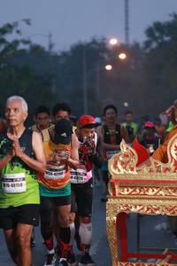 BIB: 42150, 425, 48158
                            <button type="button" onclick="openModal(7338619)" class="btn btn-primary btn-sm float-right btn-popup" data-toggle="modal" data-target=".modal-high-quality">
                        <i class="fas fa-shopping-cart"></i> Add to Cart
                    </button>
                                            <button type="button" onclick="isThisMe(7338619, true)" class="btn btn-success btn-sm float-right btn-popup btn-isme hidden" data-toggle="tooltip" data-placement="bottom" title="นี่คือรูปของคุณใช่ไหม คลิกที่นี่เพื่อเอาเข้าอัลบั้ม">
                        <i class="fas fa-plus"></i> Add to album
                    </button>
                    <button type="button" onclick="isThisMe(7338619, false)" class="btn btn-warning btn-sm float-right btn-popup btn-isnotme hidden">
                        <i class="fas fa-ban"></i> Remove from album
                    </button>