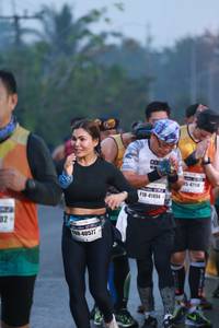 BIB: 4711, 41494, 40577
                            <button type="button" onclick="openModal(7352703)" class="btn btn-primary btn-sm float-right btn-popup" data-toggle="modal" data-target=".modal-high-quality">
                        <i class="fas fa-shopping-cart"></i> Add to Cart
                    </button>
                                            <button type="button" onclick="isThisMe(7352703, true)" class="btn btn-success btn-sm float-right btn-popup btn-isme hidden" data-toggle="tooltip" data-placement="bottom" title="นี่คือรูปของคุณใช่ไหม คลิกที่นี่เพื่อเอาเข้าอัลบั้ม">
                        <i class="fas fa-plus"></i> Add to album
                    </button>
                    <button type="button" onclick="isThisMe(7352703, false)" class="btn btn-warning btn-sm float-right btn-popup btn-isnotme hidden">
                        <i class="fas fa-ban"></i> Remove from album
                    </button>