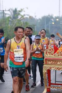 BIB: 818, 46311
                            <button type="button" onclick="openModal(7365027)" class="btn btn-primary btn-sm float-right btn-popup" data-toggle="modal" data-target=".modal-high-quality">
                        <i class="fas fa-shopping-cart"></i> Add to Cart
                    </button>
                                            <button type="button" onclick="isThisMe(7365027, true)" class="btn btn-success btn-sm float-right btn-popup btn-isme hidden" data-toggle="tooltip" data-placement="bottom" title="นี่คือรูปของคุณใช่ไหม คลิกที่นี่เพื่อเอาเข้าอัลบั้ม">
                        <i class="fas fa-plus"></i> Add to album
                    </button>
                    <button type="button" onclick="isThisMe(7365027, false)" class="btn btn-warning btn-sm float-right btn-popup btn-isnotme hidden">
                        <i class="fas fa-ban"></i> Remove from album
                    </button>