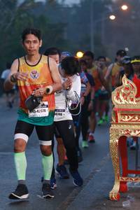 BIB: 42678, 6746
                            <button type="button" onclick="openModal(7339760)" class="btn btn-primary btn-sm float-right btn-popup" data-toggle="modal" data-target=".modal-high-quality">
                        <i class="fas fa-shopping-cart"></i> Add to Cart
                    </button>
                                            <button type="button" onclick="isThisMe(7339760, true)" class="btn btn-success btn-sm float-right btn-popup btn-isme hidden" data-toggle="tooltip" data-placement="bottom" title="นี่คือรูปของคุณใช่ไหม คลิกที่นี่เพื่อเอาเข้าอัลบั้ม">
                        <i class="fas fa-plus"></i> Add to album
                    </button>
                    <button type="button" onclick="isThisMe(7339760, false)" class="btn btn-warning btn-sm float-right btn-popup btn-isnotme hidden">
                        <i class="fas fa-ban"></i> Remove from album
                    </button>