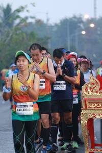 BIB: 881, 42765, 361
                            <button type="button" onclick="openModal(7355055)" class="btn btn-primary btn-sm float-right btn-popup" data-toggle="modal" data-target=".modal-high-quality">
                        <i class="fas fa-shopping-cart"></i> Add to Cart
                    </button>
                                            <button type="button" onclick="isThisMe(7355055, true)" class="btn btn-success btn-sm float-right btn-popup btn-isme hidden" data-toggle="tooltip" data-placement="bottom" title="นี่คือรูปของคุณใช่ไหม คลิกที่นี่เพื่อเอาเข้าอัลบั้ม">
                        <i class="fas fa-plus"></i> Add to album
                    </button>
                    <button type="button" onclick="isThisMe(7355055, false)" class="btn btn-warning btn-sm float-right btn-popup btn-isnotme hidden">
                        <i class="fas fa-ban"></i> Remove from album
                    </button>