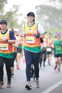 BIB: 16213, 15964
                            <button type="button" onclick="openModal(9501993)" class="btn btn-primary btn-sm float-right btn-popup" data-toggle="modal" data-target=".modal-high-quality">
                        <i class="fas fa-shopping-cart"></i> Add to Cart
                    </button>
                                            <button type="button" onclick="isThisMe(9501993, true)" class="btn btn-success btn-sm float-right btn-popup btn-isme hidden" data-toggle="tooltip" data-placement="bottom" title="นี่คือรูปของคุณใช่ไหม คลิกที่นี่เพื่อเอาเข้าอัลบั้ม">
                        <i class="fas fa-plus"></i> Add to album
                    </button>
                    <button type="button" onclick="isThisMe(9501993, false)" class="btn btn-warning btn-sm float-right btn-popup btn-isnotme hidden">
                        <i class="fas fa-ban"></i> Remove from album
                    </button>