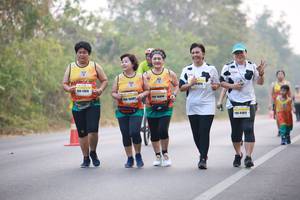 BIB: 423
                            <button type="button" onclick="openModal(9434600)" class="btn btn-primary btn-sm float-right btn-popup" data-toggle="modal" data-target=".modal-high-quality">
                        <i class="fas fa-shopping-cart"></i> Add to Cart
                    </button>
                                            <button type="button" onclick="isThisMe(9434600, true)" class="btn btn-success btn-sm float-right btn-popup btn-isme hidden" data-toggle="tooltip" data-placement="bottom" title="นี่คือรูปของคุณใช่ไหม คลิกที่นี่เพื่อเอาเข้าอัลบั้ม">
                        <i class="fas fa-plus"></i> Add to album
                    </button>
                    <button type="button" onclick="isThisMe(9434600, false)" class="btn btn-warning btn-sm float-right btn-popup btn-isnotme hidden">
                        <i class="fas fa-ban"></i> Remove from album
                    </button>