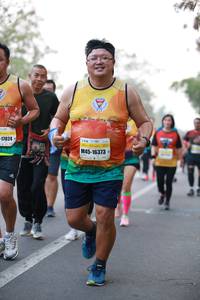 BIB: 145935
                            <button type="button" onclick="openModal(9423846)" class="btn btn-primary btn-sm float-right btn-popup" data-toggle="modal" data-target=".modal-high-quality">
                        <i class="fas fa-shopping-cart"></i> Add to Cart
                    </button>
                                            <button type="button" onclick="isThisMe(9423846, true)" class="btn btn-success btn-sm float-right btn-popup btn-isme hidden" data-toggle="tooltip" data-placement="bottom" title="นี่คือรูปของคุณใช่ไหม คลิกที่นี่เพื่อเอาเข้าอัลบั้ม">
                        <i class="fas fa-plus"></i> Add to album
                    </button>
                    <button type="button" onclick="isThisMe(9423846, false)" class="btn btn-warning btn-sm float-right btn-popup btn-isnotme hidden">
                        <i class="fas fa-ban"></i> Remove from album
                    </button>