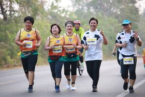 BIB: 4732
                            <button type="button" onclick="openModal(9434646)" class="btn btn-primary btn-sm float-right btn-popup" data-toggle="modal" data-target=".modal-high-quality">
                        <i class="fas fa-shopping-cart"></i> Add to Cart
                    </button>
                                            <button type="button" onclick="isThisMe(9434646, true)" class="btn btn-success btn-sm float-right btn-popup btn-isme hidden" data-toggle="tooltip" data-placement="bottom" title="นี่คือรูปของคุณใช่ไหม คลิกที่นี่เพื่อเอาเข้าอัลบั้ม">
                        <i class="fas fa-plus"></i> Add to album
                    </button>
                    <button type="button" onclick="isThisMe(9434646, false)" class="btn btn-warning btn-sm float-right btn-popup btn-isnotme hidden">
                        <i class="fas fa-ban"></i> Remove from album
                    </button>