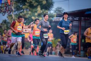 BIB: 125
                            <button type="button" onclick="openModal(9143818)" class="btn btn-primary btn-sm float-right btn-popup" data-toggle="modal" data-target=".modal-high-quality">
                        <i class="fas fa-shopping-cart"></i> Add to Cart
                    </button>
                                            <button type="button" onclick="isThisMe(9143818, true)" class="btn btn-success btn-sm float-right btn-popup btn-isme hidden" data-toggle="tooltip" data-placement="bottom" title="นี่คือรูปของคุณใช่ไหม คลิกที่นี่เพื่อเอาเข้าอัลบั้ม">
                        <i class="fas fa-plus"></i> Add to album
                    </button>
                    <button type="button" onclick="isThisMe(9143818, false)" class="btn btn-warning btn-sm float-right btn-popup btn-isnotme hidden">
                        <i class="fas fa-ban"></i> Remove from album
                    </button>