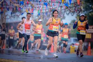 BIB: 10282
                            <button type="button" onclick="openModal(9143923)" class="btn btn-primary btn-sm float-right btn-popup" data-toggle="modal" data-target=".modal-high-quality">
                        <i class="fas fa-shopping-cart"></i> Add to Cart
                    </button>
                                            <button type="button" onclick="isThisMe(9143923, true)" class="btn btn-success btn-sm float-right btn-popup btn-isme hidden" data-toggle="tooltip" data-placement="bottom" title="นี่คือรูปของคุณใช่ไหม คลิกที่นี่เพื่อเอาเข้าอัลบั้ม">
                        <i class="fas fa-plus"></i> Add to album
                    </button>
                    <button type="button" onclick="isThisMe(9143923, false)" class="btn btn-warning btn-sm float-right btn-popup btn-isnotme hidden">
                        <i class="fas fa-ban"></i> Remove from album
                    </button>