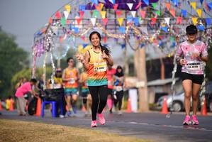 BIB: 40198
                            <button type="button" onclick="openModal(8648776)" class="btn btn-primary btn-sm float-right btn-popup" data-toggle="modal" data-target=".modal-high-quality">
                        <i class="fas fa-shopping-cart"></i> Add to Cart
                    </button>
                                            <button type="button" onclick="isThisMe(8648776, true)" class="btn btn-success btn-sm float-right btn-popup btn-isme hidden" data-toggle="tooltip" data-placement="bottom" title="นี่คือรูปของคุณใช่ไหม คลิกที่นี่เพื่อเอาเข้าอัลบั้ม">
                        <i class="fas fa-plus"></i> Add to album
                    </button>
                    <button type="button" onclick="isThisMe(8648776, false)" class="btn btn-warning btn-sm float-right btn-popup btn-isnotme hidden">
                        <i class="fas fa-ban"></i> Remove from album
                    </button>