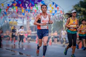BIB: 196
                            <button type="button" onclick="openModal(9139473)" class="btn btn-primary btn-sm float-right btn-popup" data-toggle="modal" data-target=".modal-high-quality">
                        <i class="fas fa-shopping-cart"></i> Add to Cart
                    </button>
                                            <button type="button" onclick="isThisMe(9139473, true)" class="btn btn-success btn-sm float-right btn-popup btn-isme hidden" data-toggle="tooltip" data-placement="bottom" title="นี่คือรูปของคุณใช่ไหม คลิกที่นี่เพื่อเอาเข้าอัลบั้ม">
                        <i class="fas fa-plus"></i> Add to album
                    </button>
                    <button type="button" onclick="isThisMe(9139473, false)" class="btn btn-warning btn-sm float-right btn-popup btn-isnotme hidden">
                        <i class="fas fa-ban"></i> Remove from album
                    </button>