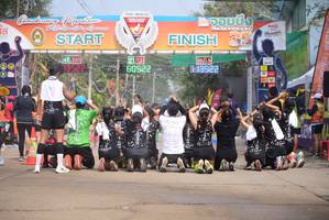 BIB: 42195, 19522, 60522
                            <button type="button" onclick="openModal(8678235)" class="btn btn-primary btn-sm float-right btn-popup" data-toggle="modal" data-target=".modal-high-quality">
                        <i class="fas fa-shopping-cart"></i> Add to Cart
                    </button>
                                            <button type="button" onclick="isThisMe(8678235, true)" class="btn btn-success btn-sm float-right btn-popup btn-isme hidden" data-toggle="tooltip" data-placement="bottom" title="นี่คือรูปของคุณใช่ไหม คลิกที่นี่เพื่อเอาเข้าอัลบั้ม">
                        <i class="fas fa-plus"></i> Add to album
                    </button>
                    <button type="button" onclick="isThisMe(8678235, false)" class="btn btn-warning btn-sm float-right btn-popup btn-isnotme hidden">
                        <i class="fas fa-ban"></i> Remove from album
                    </button>