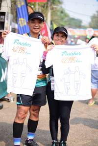 BIB: 42195, 428
                            <button type="button" onclick="openModal(8676134)" class="btn btn-primary btn-sm float-right btn-popup" data-toggle="modal" data-target=".modal-high-quality">
                        <i class="fas fa-shopping-cart"></i> Add to Cart
                    </button>
                                            <button type="button" onclick="isThisMe(8676134, true)" class="btn btn-success btn-sm float-right btn-popup btn-isme hidden" data-toggle="tooltip" data-placement="bottom" title="นี่คือรูปของคุณใช่ไหม คลิกที่นี่เพื่อเอาเข้าอัลบั้ม">
                        <i class="fas fa-plus"></i> Add to album
                    </button>
                    <button type="button" onclick="isThisMe(8676134, false)" class="btn btn-warning btn-sm float-right btn-popup btn-isnotme hidden">
                        <i class="fas fa-ban"></i> Remove from album
                    </button>