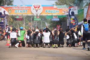 BIB: 42195, 3525, 60525, 13525, 50525
                            <button type="button" onclick="openModal(8678399)" class="btn btn-primary btn-sm float-right btn-popup" data-toggle="modal" data-target=".modal-high-quality">
                        <i class="fas fa-shopping-cart"></i> Add to Cart
                    </button>
                                            <button type="button" onclick="isThisMe(8678399, true)" class="btn btn-success btn-sm float-right btn-popup btn-isme hidden" data-toggle="tooltip" data-placement="bottom" title="นี่คือรูปของคุณใช่ไหม คลิกที่นี่เพื่อเอาเข้าอัลบั้ม">
                        <i class="fas fa-plus"></i> Add to album
                    </button>
                    <button type="button" onclick="isThisMe(8678399, false)" class="btn btn-warning btn-sm float-right btn-popup btn-isnotme hidden">
                        <i class="fas fa-ban"></i> Remove from album
                    </button>