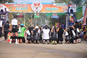 BIB: 6052, 7352, 1352, 42195
                            <button type="button" onclick="openModal(8678228)" class="btn btn-primary btn-sm float-right btn-popup" data-toggle="modal" data-target=".modal-high-quality">
                        <i class="fas fa-shopping-cart"></i> Add to Cart
                    </button>
                                            <button type="button" onclick="isThisMe(8678228, true)" class="btn btn-success btn-sm float-right btn-popup btn-isme hidden" data-toggle="tooltip" data-placement="bottom" title="นี่คือรูปของคุณใช่ไหม คลิกที่นี่เพื่อเอาเข้าอัลบั้ม">
                        <i class="fas fa-plus"></i> Add to album
                    </button>
                    <button type="button" onclick="isThisMe(8678228, false)" class="btn btn-warning btn-sm float-right btn-popup btn-isnotme hidden">
                        <i class="fas fa-ban"></i> Remove from album
                    </button>