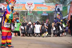 BIB: 401
                            <button type="button" onclick="openModal(8678196)" class="btn btn-primary btn-sm float-right btn-popup" data-toggle="modal" data-target=".modal-high-quality">
                        <i class="fas fa-shopping-cart"></i> Add to Cart
                    </button>
                                            <button type="button" onclick="isThisMe(8678196, true)" class="btn btn-success btn-sm float-right btn-popup btn-isme hidden" data-toggle="tooltip" data-placement="bottom" title="นี่คือรูปของคุณใช่ไหม คลิกที่นี่เพื่อเอาเข้าอัลบั้ม">
                        <i class="fas fa-plus"></i> Add to album
                    </button>
                    <button type="button" onclick="isThisMe(8678196, false)" class="btn btn-warning btn-sm float-right btn-popup btn-isnotme hidden">
                        <i class="fas fa-ban"></i> Remove from album
                    </button>