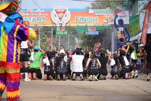 BIB: 2101, 605
                            <button type="button" onclick="openModal(8678141)" class="btn btn-primary btn-sm float-right btn-popup" data-toggle="modal" data-target=".modal-high-quality">
                        <i class="fas fa-shopping-cart"></i> Add to Cart
                    </button>
                                            <button type="button" onclick="isThisMe(8678141, true)" class="btn btn-success btn-sm float-right btn-popup btn-isme hidden" data-toggle="tooltip" data-placement="bottom" title="นี่คือรูปของคุณใช่ไหม คลิกที่นี่เพื่อเอาเข้าอัลบั้ม">
                        <i class="fas fa-plus"></i> Add to album
                    </button>
                    <button type="button" onclick="isThisMe(8678141, false)" class="btn btn-warning btn-sm float-right btn-popup btn-isnotme hidden">
                        <i class="fas fa-ban"></i> Remove from album
                    </button>