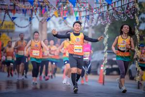 BIB: 101, 11354
                            <button type="button" onclick="openModal(9138682)" class="btn btn-primary btn-sm float-right btn-popup" data-toggle="modal" data-target=".modal-high-quality">
                        <i class="fas fa-shopping-cart"></i> Add to Cart
                    </button>
                                            <button type="button" onclick="isThisMe(9138682, true)" class="btn btn-success btn-sm float-right btn-popup btn-isme hidden" data-toggle="tooltip" data-placement="bottom" title="นี่คือรูปของคุณใช่ไหม คลิกที่นี่เพื่อเอาเข้าอัลบั้ม">
                        <i class="fas fa-plus"></i> Add to album
                    </button>
                    <button type="button" onclick="isThisMe(9138682, false)" class="btn btn-warning btn-sm float-right btn-popup btn-isnotme hidden">
                        <i class="fas fa-ban"></i> Remove from album
                    </button>
