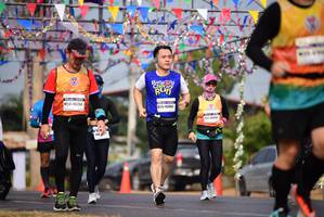 BIB: 46254, 42450, 45454
                            <button type="button" onclick="openModal(8655235)" class="btn btn-primary btn-sm float-right btn-popup" data-toggle="modal" data-target=".modal-high-quality">
                        <i class="fas fa-shopping-cart"></i> Add to Cart
                    </button>
                                            <button type="button" onclick="isThisMe(8655235, true)" class="btn btn-success btn-sm float-right btn-popup btn-isme hidden" data-toggle="tooltip" data-placement="bottom" title="นี่คือรูปของคุณใช่ไหม คลิกที่นี่เพื่อเอาเข้าอัลบั้ม">
                        <i class="fas fa-plus"></i> Add to album
                    </button>
                    <button type="button" onclick="isThisMe(8655235, false)" class="btn btn-warning btn-sm float-right btn-popup btn-isnotme hidden">
                        <i class="fas fa-ban"></i> Remove from album
                    </button>