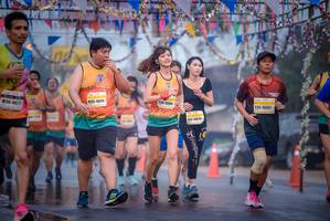 BIB: 1640, 1504, 15662, 130
                            <button type="button" onclick="openModal(9139155)" class="btn btn-primary btn-sm float-right btn-popup" data-toggle="modal" data-target=".modal-high-quality">
                        <i class="fas fa-shopping-cart"></i> Add to Cart
                    </button>
                                            <button type="button" onclick="isThisMe(9139155, true)" class="btn btn-success btn-sm float-right btn-popup btn-isme hidden" data-toggle="tooltip" data-placement="bottom" title="นี่คือรูปของคุณใช่ไหม คลิกที่นี่เพื่อเอาเข้าอัลบั้ม">
                        <i class="fas fa-plus"></i> Add to album
                    </button>
                    <button type="button" onclick="isThisMe(9139155, false)" class="btn btn-warning btn-sm float-right btn-popup btn-isnotme hidden">
                        <i class="fas fa-ban"></i> Remove from album
                    </button>