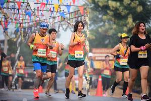 BIB: 118, 259, 11481
                            <button type="button" onclick="openModal(8273082)" class="btn btn-primary btn-sm float-right btn-popup" data-toggle="modal" data-target=".modal-high-quality">
                        <i class="fas fa-shopping-cart"></i> Add to Cart
                    </button>
                                            <button type="button" onclick="isThisMe(8273082, true)" class="btn btn-success btn-sm float-right btn-popup btn-isme hidden" data-toggle="tooltip" data-placement="bottom" title="นี่คือรูปของคุณใช่ไหม คลิกที่นี่เพื่อเอาเข้าอัลบั้ม">
                        <i class="fas fa-plus"></i> Add to album
                    </button>
                    <button type="button" onclick="isThisMe(8273082, false)" class="btn btn-warning btn-sm float-right btn-popup btn-isnotme hidden">
                        <i class="fas fa-ban"></i> Remove from album
                    </button>