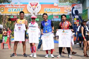 BIB: 42195, 1384, 195, 421951, 42795
                            <button type="button" onclick="openModal(8679615)" class="btn btn-primary btn-sm float-right btn-popup" data-toggle="modal" data-target=".modal-high-quality">
                        <i class="fas fa-shopping-cart"></i> Add to Cart
                    </button>
                                            <button type="button" onclick="isThisMe(8679615, true)" class="btn btn-success btn-sm float-right btn-popup btn-isme hidden" data-toggle="tooltip" data-placement="bottom" title="นี่คือรูปของคุณใช่ไหม คลิกที่นี่เพื่อเอาเข้าอัลบั้ม">
                        <i class="fas fa-plus"></i> Add to album
                    </button>
                    <button type="button" onclick="isThisMe(8679615, false)" class="btn btn-warning btn-sm float-right btn-popup btn-isnotme hidden">
                        <i class="fas fa-ban"></i> Remove from album
                    </button>