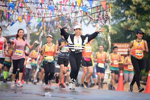 BIB: 1025
                            <button type="button" onclick="openModal(8331611)" class="btn btn-primary btn-sm float-right btn-popup" data-toggle="modal" data-target=".modal-high-quality">
                        <i class="fas fa-shopping-cart"></i> Add to Cart
                    </button>
                                            <button type="button" onclick="isThisMe(8331611, true)" class="btn btn-success btn-sm float-right btn-popup btn-isme hidden" data-toggle="tooltip" data-placement="bottom" title="นี่คือรูปของคุณใช่ไหม คลิกที่นี่เพื่อเอาเข้าอัลบั้ม">
                        <i class="fas fa-plus"></i> Add to album
                    </button>
                    <button type="button" onclick="isThisMe(8331611, false)" class="btn btn-warning btn-sm float-right btn-popup btn-isnotme hidden">
                        <i class="fas fa-ban"></i> Remove from album
                    </button>