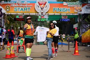 BIB: 42195, 74224, 101, 14224, 1224
                            <button type="button" onclick="openModal(8680337)" class="btn btn-primary btn-sm float-right btn-popup" data-toggle="modal" data-target=".modal-high-quality">
                        <i class="fas fa-shopping-cart"></i> Add to Cart
                    </button>
                                            <button type="button" onclick="isThisMe(8680337, true)" class="btn btn-success btn-sm float-right btn-popup btn-isme hidden" data-toggle="tooltip" data-placement="bottom" title="นี่คือรูปของคุณใช่ไหม คลิกที่นี่เพื่อเอาเข้าอัลบั้ม">
                        <i class="fas fa-plus"></i> Add to album
                    </button>
                    <button type="button" onclick="isThisMe(8680337, false)" class="btn btn-warning btn-sm float-right btn-popup btn-isnotme hidden">
                        <i class="fas fa-ban"></i> Remove from album
                    </button>