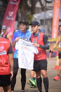 BIB: 42195
                            <button type="button" onclick="openModal(8676895)" class="btn btn-primary btn-sm float-right btn-popup" data-toggle="modal" data-target=".modal-high-quality">
                        <i class="fas fa-shopping-cart"></i> Add to Cart
                    </button>
                                            <button type="button" onclick="isThisMe(8676895, true)" class="btn btn-success btn-sm float-right btn-popup btn-isme hidden" data-toggle="tooltip" data-placement="bottom" title="นี่คือรูปของคุณใช่ไหม คลิกที่นี่เพื่อเอาเข้าอัลบั้ม">
                        <i class="fas fa-plus"></i> Add to album
                    </button>
                    <button type="button" onclick="isThisMe(8676895, false)" class="btn btn-warning btn-sm float-right btn-popup btn-isnotme hidden">
                        <i class="fas fa-ban"></i> Remove from album
                    </button>