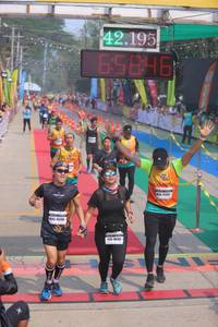 BIB: 42195, 6586, 45200, 
                            <button type="button" onclick="openModal(9514093)" class="btn btn-primary btn-sm float-right btn-popup" data-toggle="modal" data-target=".modal-high-quality">
                        <i class="fas fa-shopping-cart"></i> Add to Cart
                    </button>
                                            <button type="button" onclick="isThisMe(9514093, true)" class="btn btn-success btn-sm float-right btn-popup btn-isme hidden" data-toggle="tooltip" data-placement="bottom" title="นี่คือรูปของคุณใช่ไหม คลิกที่นี่เพื่อเอาเข้าอัลบั้ม">
                        <i class="fas fa-plus"></i> Add to album
                    </button>
                    <button type="button" onclick="isThisMe(9514093, false)" class="btn btn-warning btn-sm float-right btn-popup btn-isnotme hidden">
                        <i class="fas fa-ban"></i> Remove from album
                    </button>