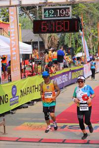 BIB: 42195, 6160, 45248
                            <button type="button" onclick="openModal(9422799)" class="btn btn-primary btn-sm float-right btn-popup" data-toggle="modal" data-target=".modal-high-quality">
                        <i class="fas fa-shopping-cart"></i> Add to Cart
                    </button>
                                            <button type="button" onclick="isThisMe(9422799, true)" class="btn btn-success btn-sm float-right btn-popup btn-isme hidden" data-toggle="tooltip" data-placement="bottom" title="นี่คือรูปของคุณใช่ไหม คลิกที่นี่เพื่อเอาเข้าอัลบั้ม">
                        <i class="fas fa-plus"></i> Add to album
                    </button>
                    <button type="button" onclick="isThisMe(9422799, false)" class="btn btn-warning btn-sm float-right btn-popup btn-isnotme hidden">
                        <i class="fas fa-ban"></i> Remove from album
                    </button>